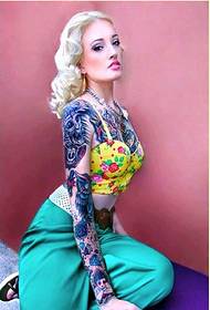 fashion beautiful glamorous girl personality tattoo pattern picture