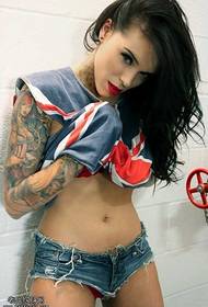 semi-胛 bellissimo disegno del tatuaggio