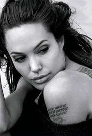seksikäs näyttelijä Angelina Jolie