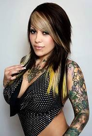 I-European super wild hair ubuhle be-tattoo yesithombe se-tattoo