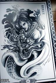 kukhona imidwebo emihle ye-tattoo