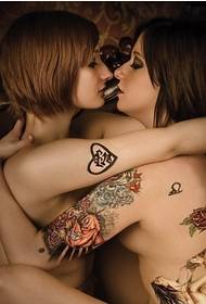 Europejska i Amerykańska seksowna piękność osobowości tatuaż obraz uznania