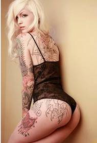 бикини секси гламурозна убавина убавина тетоважа слика Слика на слика