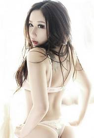 ffasiwn sexy harddwch hardd llun patrwm tatŵs hudolus