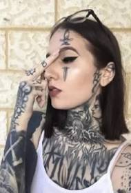 Гламурная группа красивых татуировок леди-сестры 9