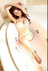 bikini sexy hermoso traje de baño traje de baño tatuaje foto