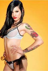 foto di foto di tatuaggio di bellezza straniera fascino sexy tentazione glamour