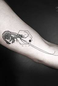 Big arm crayfish line geometrisk tatoveringsmønster