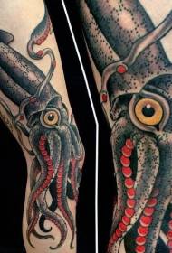 Modello tatuaggio braccio di calamari multicolore vecchia scuola