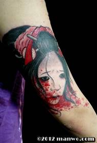 Aghi per tatuaggio con braccio a tre sapori