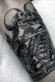 Silaha kushangaza umri wa shule ya busu mifupa michache tattoo muundo
