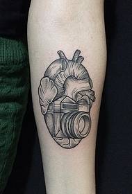 Arm black gray heart camera tattoo tattoo pattern