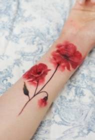 Arm красиво цвете рисуван татуировка модел