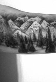 Pola tato hutan dan gunung lengan hitam yang sangat indah