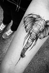 Tatueringsmönster för liten arm elefant penna ritning stil