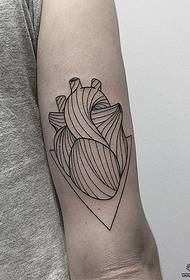大臂心脏线条几何纹身图案