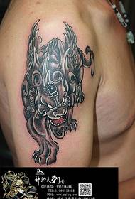 Silaha, bahati nzuri, tatoo