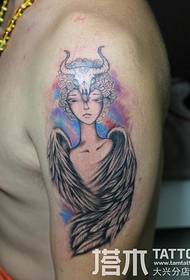 Modello di tatuaggio illustrazione braccio