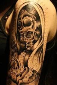 Tatueringstatuering på armen
