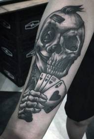Padrão de tatuagem engraçado braço preto baralho braço