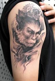Izikhali ezinhle ze-Qi Tian Da Sheng Sun Wukong tattoo