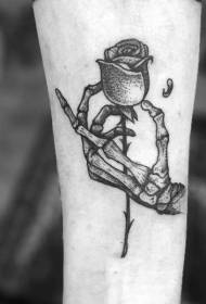 Рука весело рисованной черной точки ежа рука с цветочным рисунком татуировки