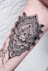 Arm Europese en Amerikaanse vanille bloem persoonlijkheid tattoo tattoo patroon
