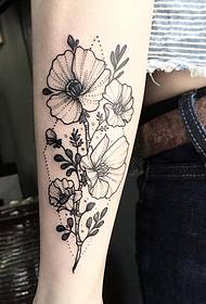 Kleine arm Europese en Amerikaanse bloemsteek klein vers tattoo-patroon