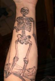Errealista giza eskeleto beso besarkatu tatuaje eredua