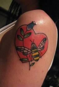 Wzór tatuażu żółta pszczoła i serce