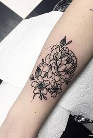 Patrón de tatuaxe picante de pequenas flores frescas europeas e americanas