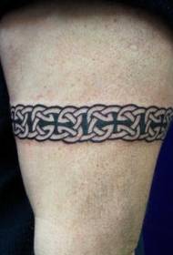 Arm celtic ojii na agba ọcha armband tattoo