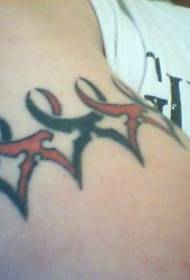 Model de tatuaj logo roșu și negru brâu