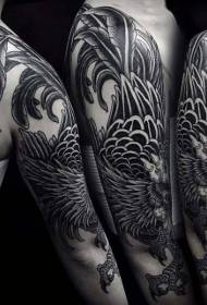 Poj qaib cov xim dub thiab dawb ua ke tattoo qauv ntawm lub caj npab