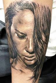 Forever Young Tattoo Shop, Kanada Korejský umělec tetování Seunghyun Jo