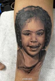 Tetovací práce venezuelského tetovacího umělce Darwina