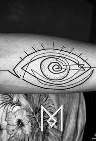 Motivo del tatuaggio dell'occhio pungente minimalista del grande braccio