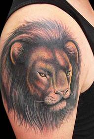 The real king does not need the pilgrimage of the ants - the lion tattoo