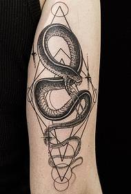 Геометријске линије велике ручне личности црно сиви узорак тетоваже змија