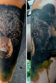 Cantik warna realistik menanggung corak tatu