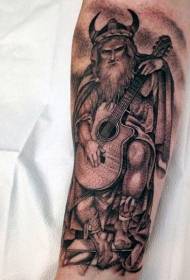 Engraçado guerreiro viking preto e branco tocando guitarra braço tatuagem padrão