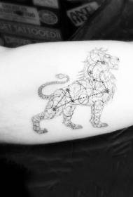 Symbole de l'horoscope bras noir avec motif de tatouage de lion