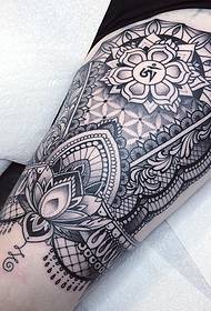 Kar fekete indiai szimbólum tetoválás minta