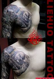 Super hübsches klassisches Halb-Dharma und Buddha Kopf Tattoo Muster