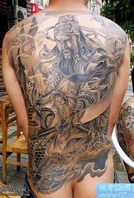 Atpakaļ dominējošais atdzist pilnas muguras Guan Gong tetovējuma modelis