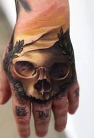 Barvni nadrealistični portretni tatoo vzorec tatoo za portret živali