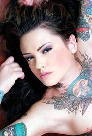 性感美女身上个性骷髅纹身图片
