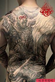 Iphethini yabesilisa ebusa emuva iphethini le-super back's eliphelele le-Sun Wukong tattoo