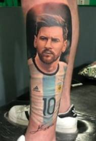 9 futbolo žvaigždės Messi portreto tatuiruotės meno kūrinys