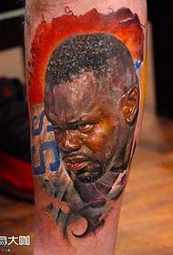 Been schwaarz Basketball Tattoo Muster